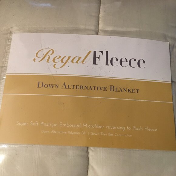 Regal Fleece Off White Down Alternative King Size Blanket  - So Warm  NEW - Picture 1 of 5